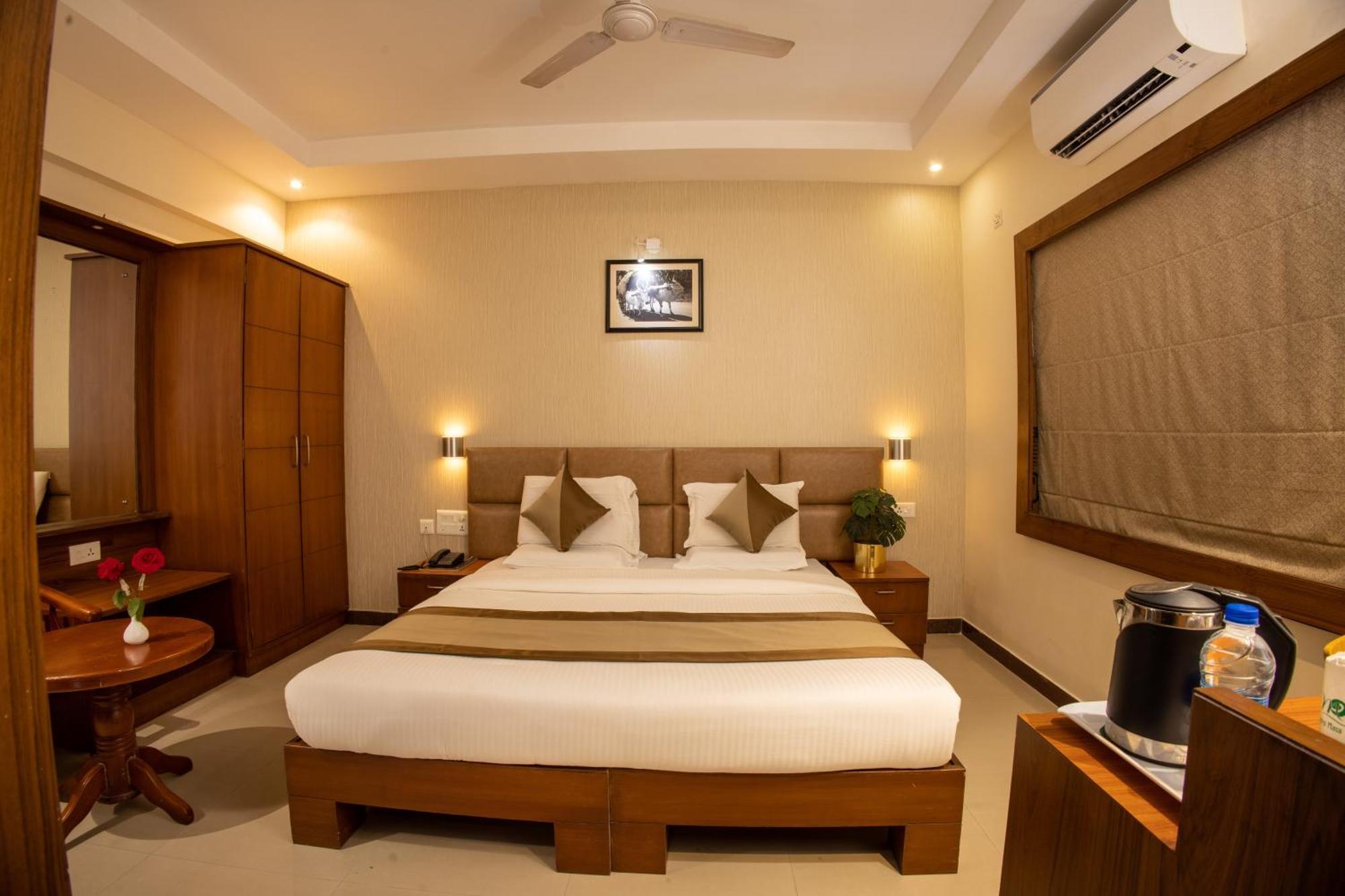Metro Plaza Hotel By Rak Rooms, Mangaluru Экстерьер фото