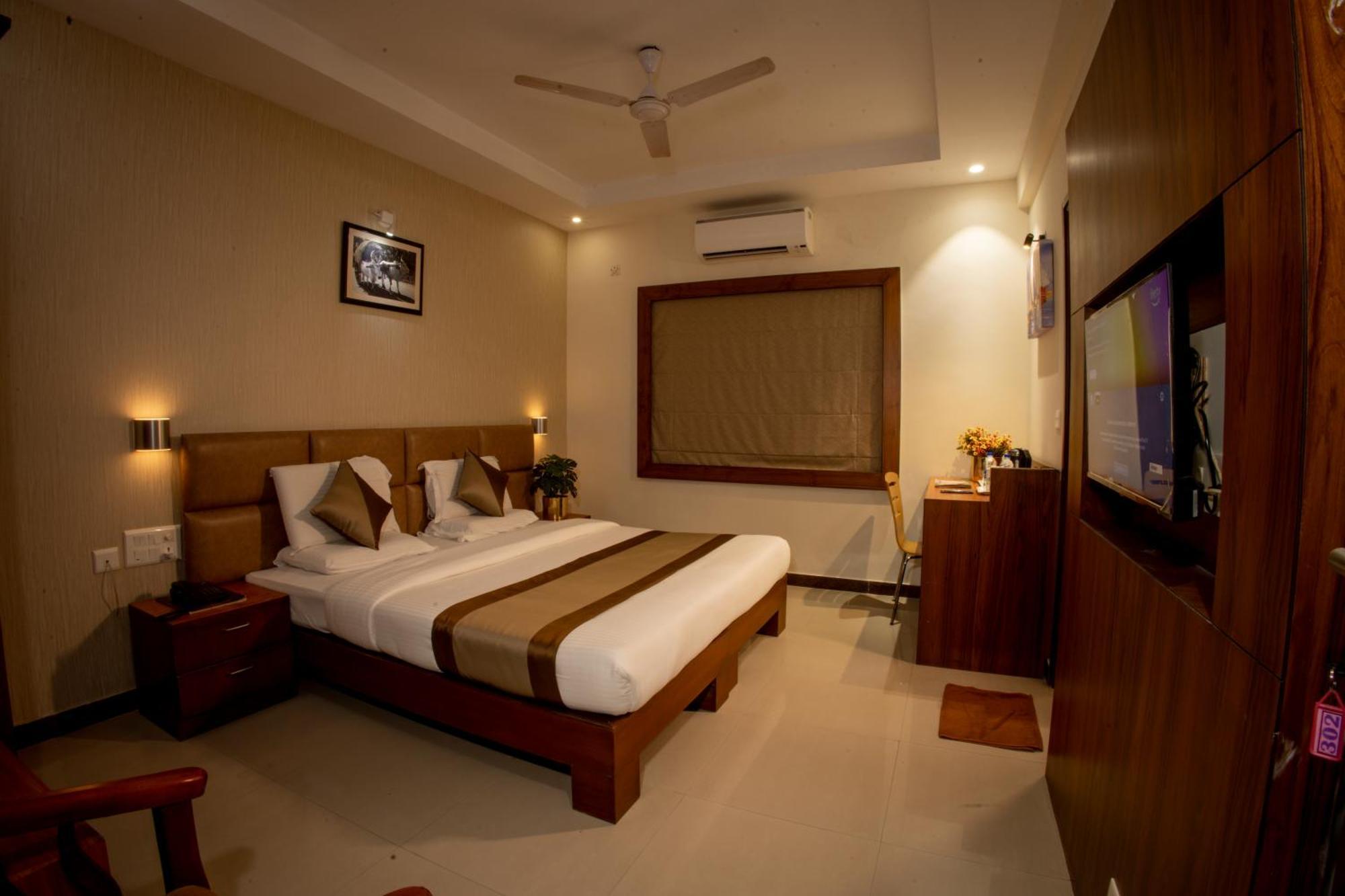 Metro Plaza Hotel By Rak Rooms, Mangaluru Экстерьер фото