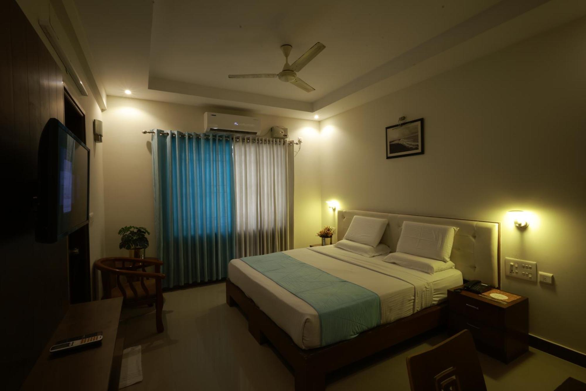 Metro Plaza Hotel By Rak Rooms, Mangaluru Экстерьер фото